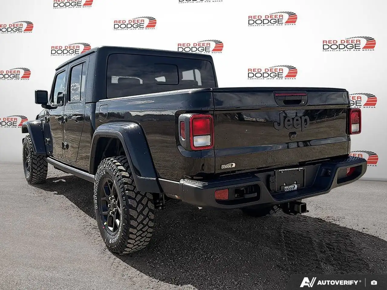 Jeep Gladiator снимка Jeep Gladiator