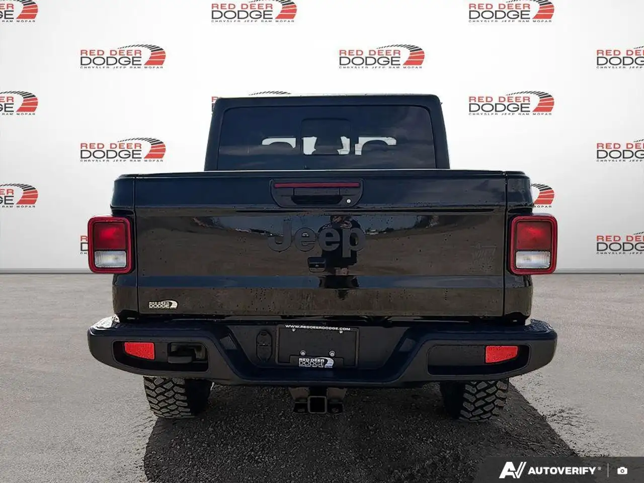 Jeep Gladiator снимка Jeep Gladiator