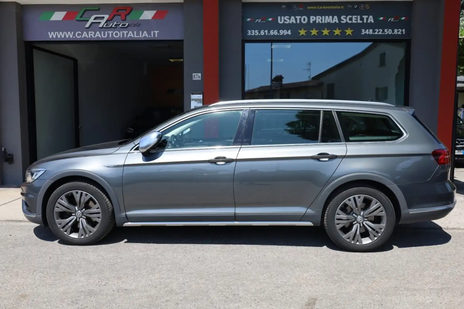 Volkswagen Passat Alltrack 2.0 BiTDI 240CV 4MOTION DSG Executive LED Pelle E6 Grey - 2