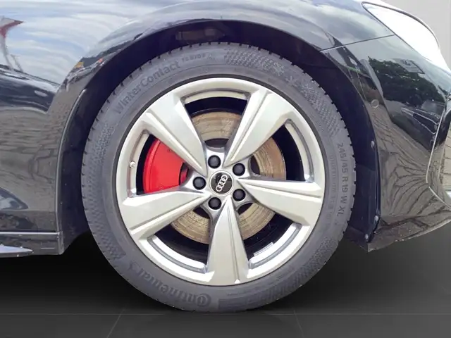Audi A6 view 7