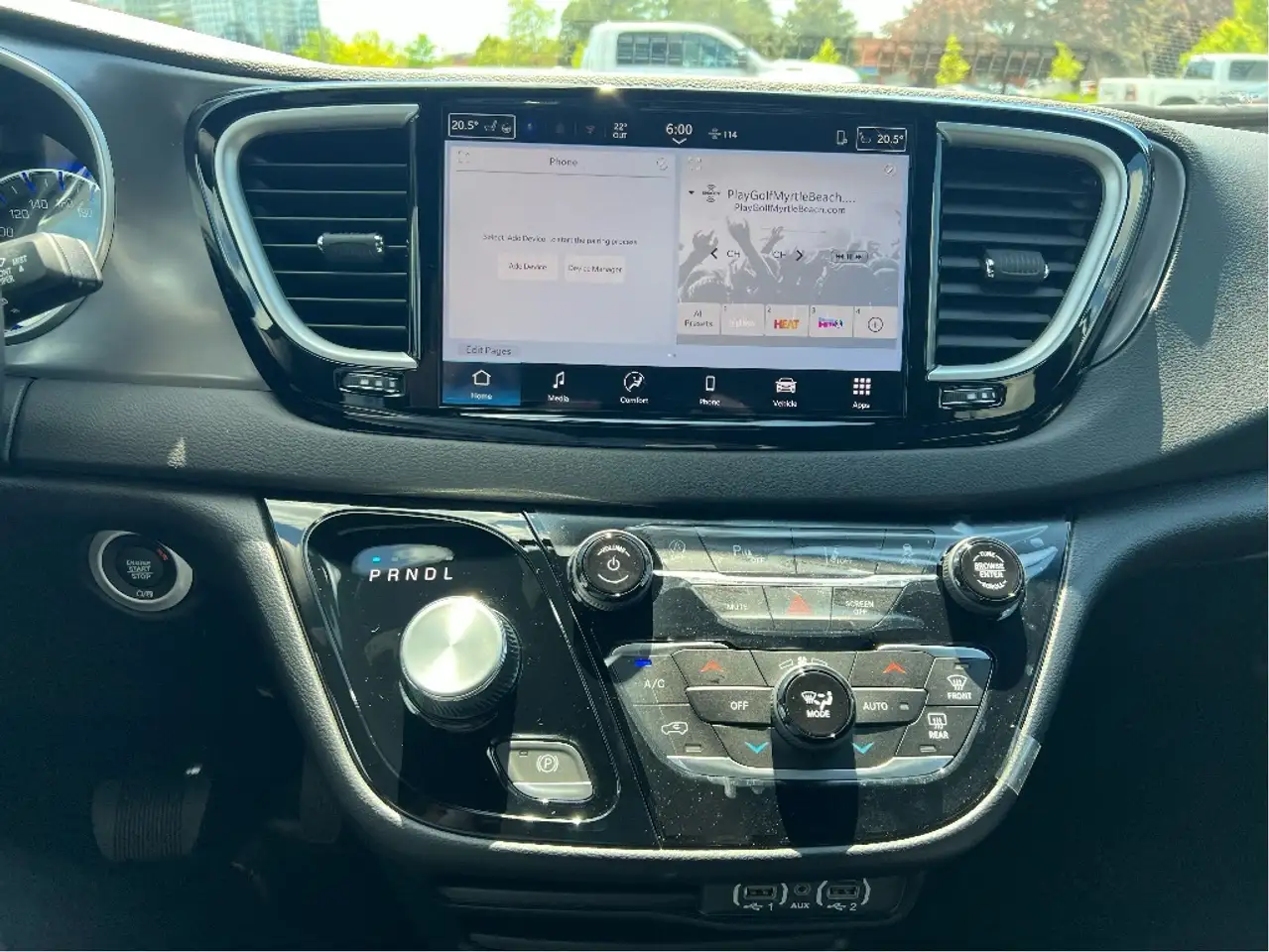 Chrysler Grand Caravan снимка Chrysler Grand Caravan