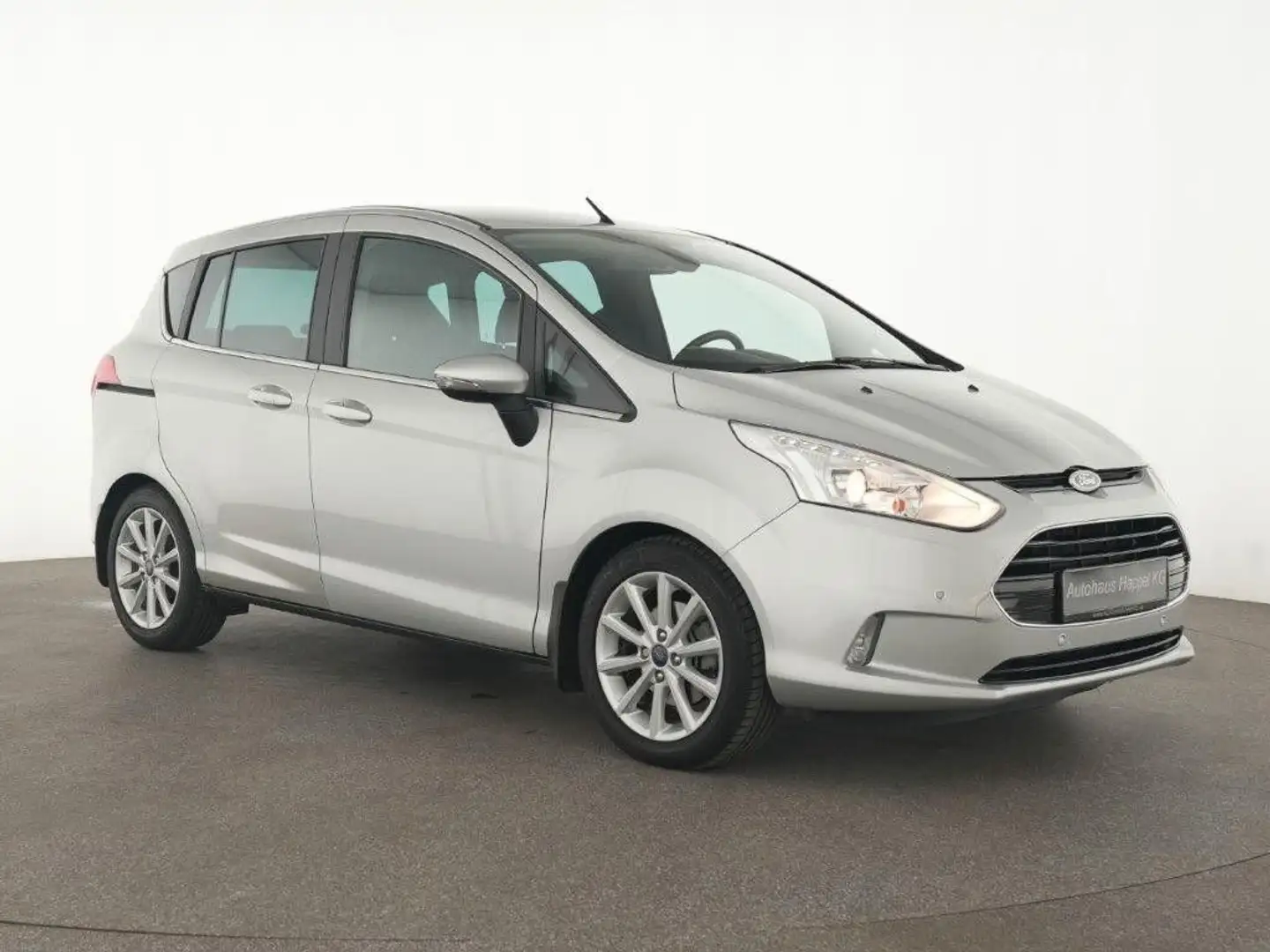 Ford B-Max B-MAX Titanium Silber - 1