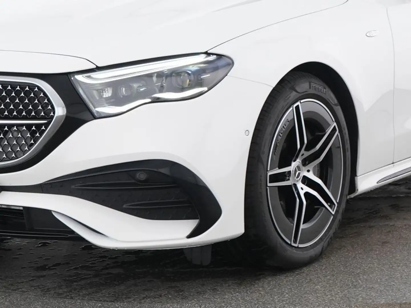 Mercedes-Benz E 300 T de 4M AMG Premium/AHK/Pano/HUD/Leder Weiß - 2