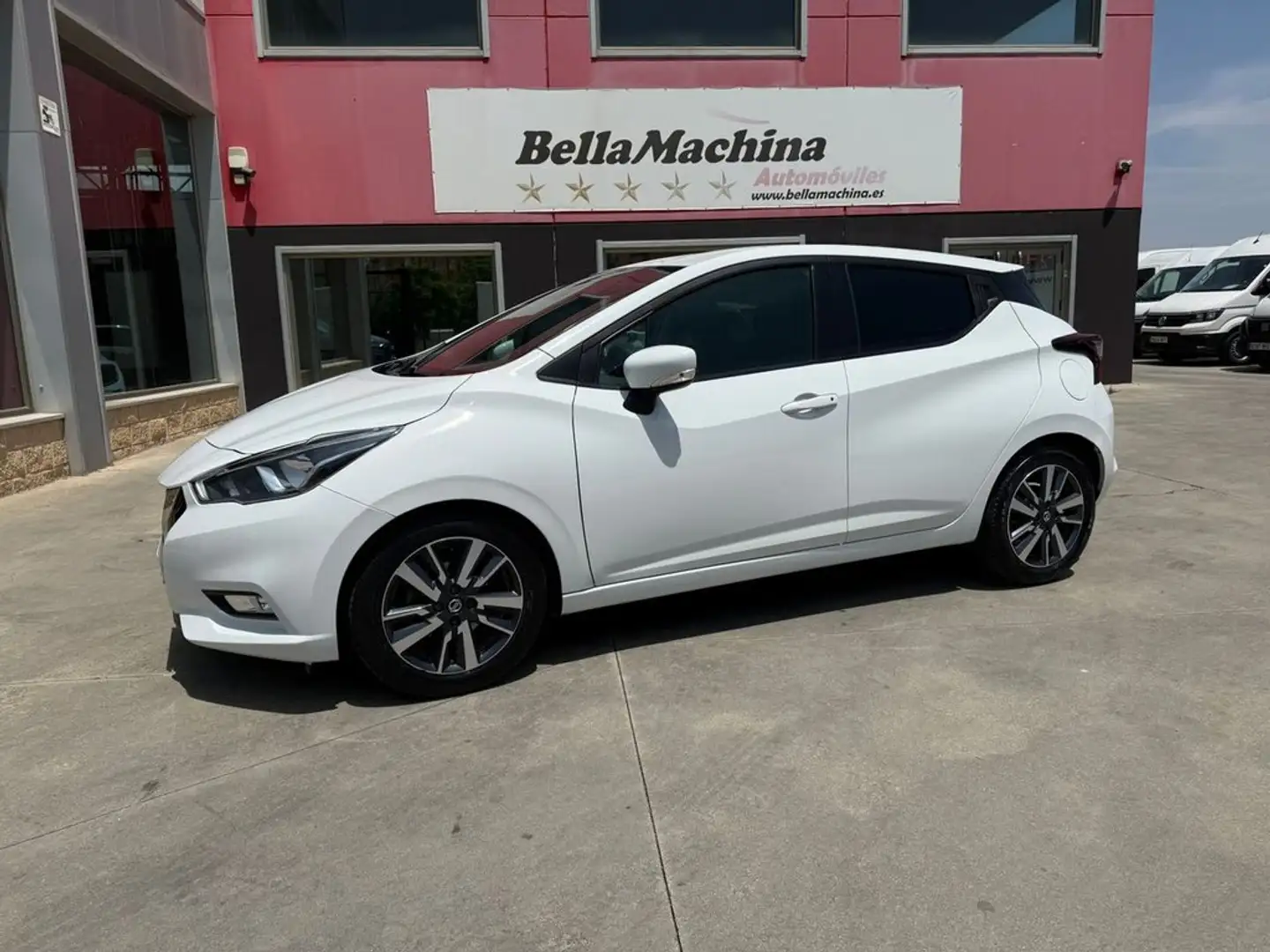 Nissan Micra IG-T 66 kW (90 CV) S&S N-Connecta Jaune - 2