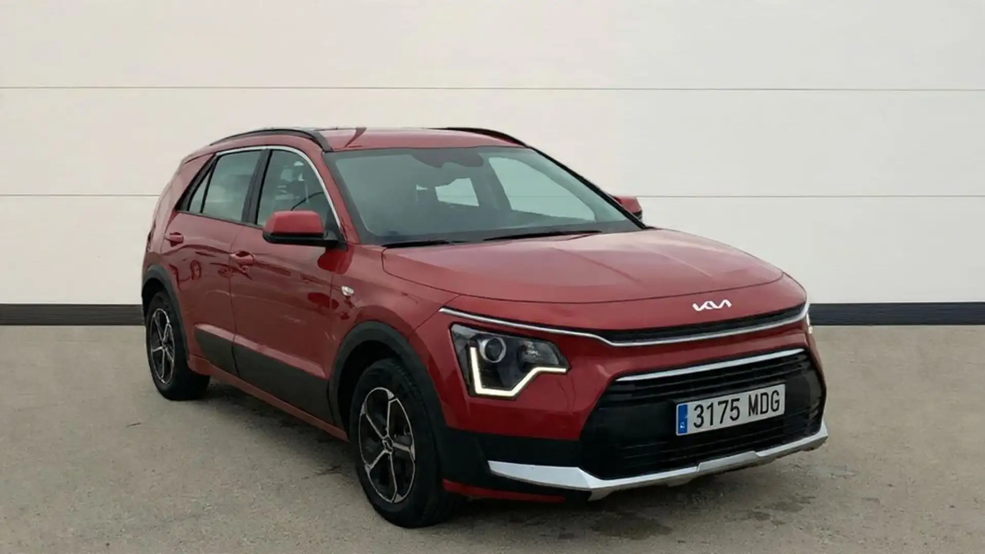 Kia Niro 1.6 GDI HEV CONCEPT 141 5P Rojo - 1
