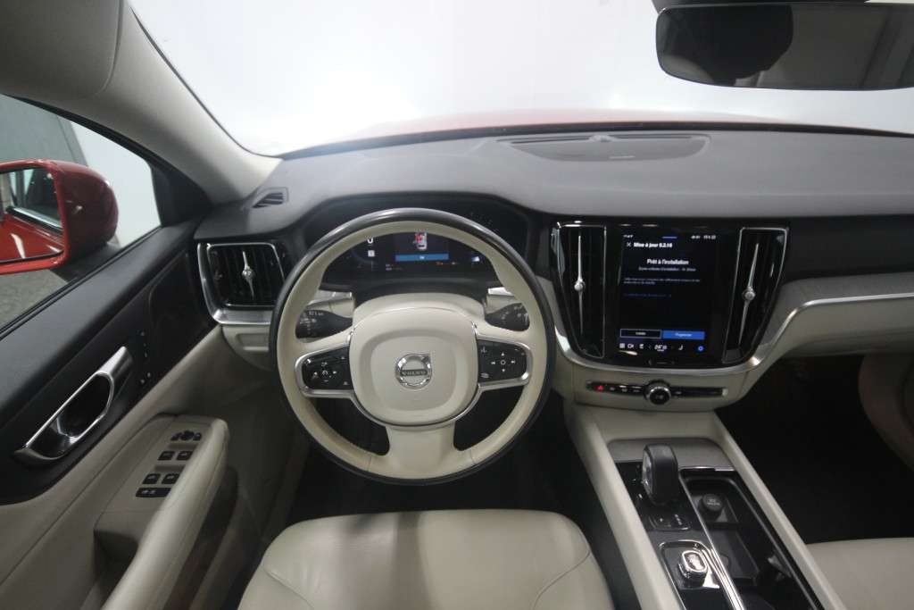 2023 Volvo V60 Cross Country