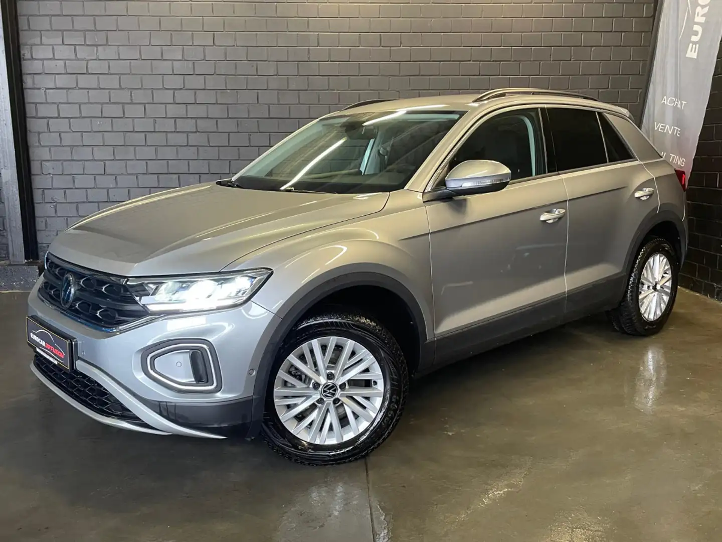 Volkswagen T-Roc EVO Life 2.0 TDI 150CV DSG7 Gris - 1