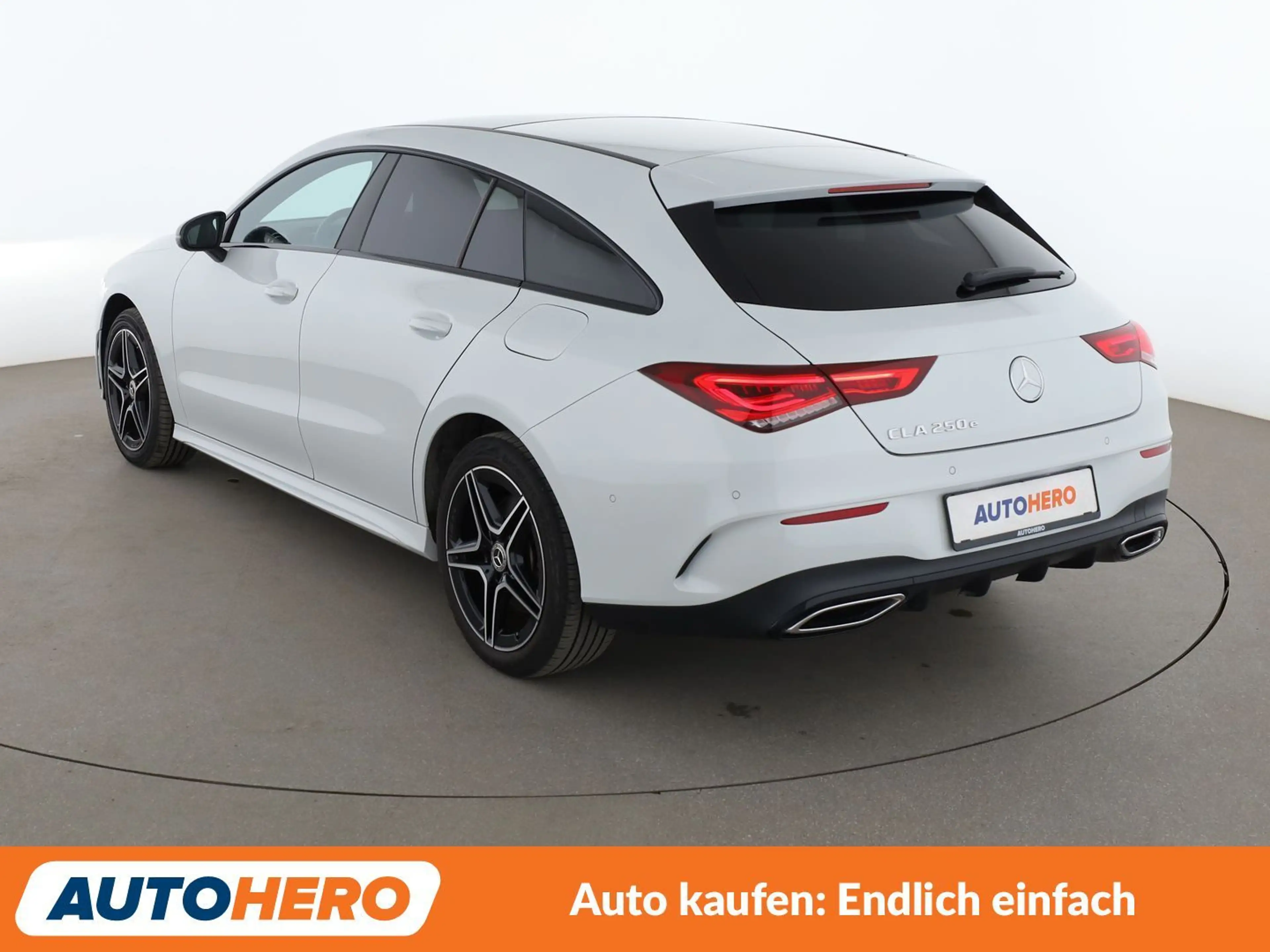 Mercedes-Benz CLA 250 CLA 250e Shooting Brake AMG Line Aut*NAVI*LED*ACC* — photo 4
