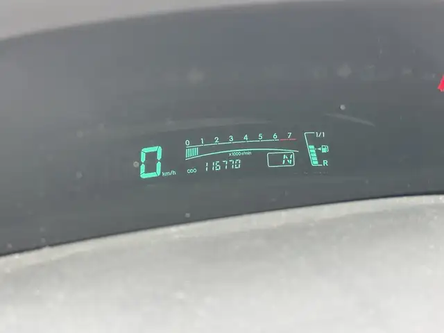 Toyota Yaris view 15