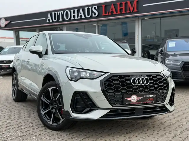 Audi Q3 Sportback 45TFSIe S-TRONIC"S-LINE"AMBIENTE*