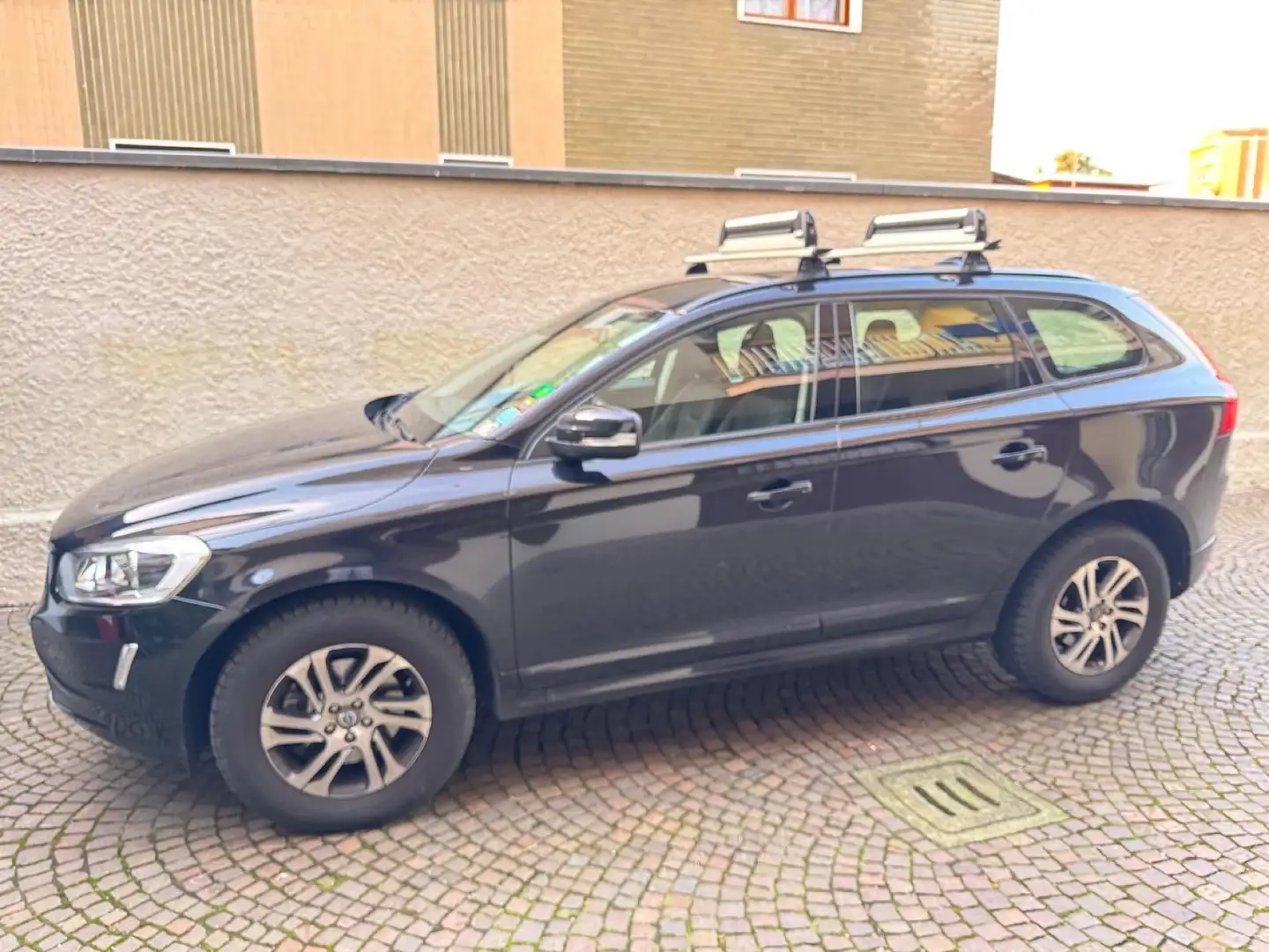 Volvo XC60 d3 - 1