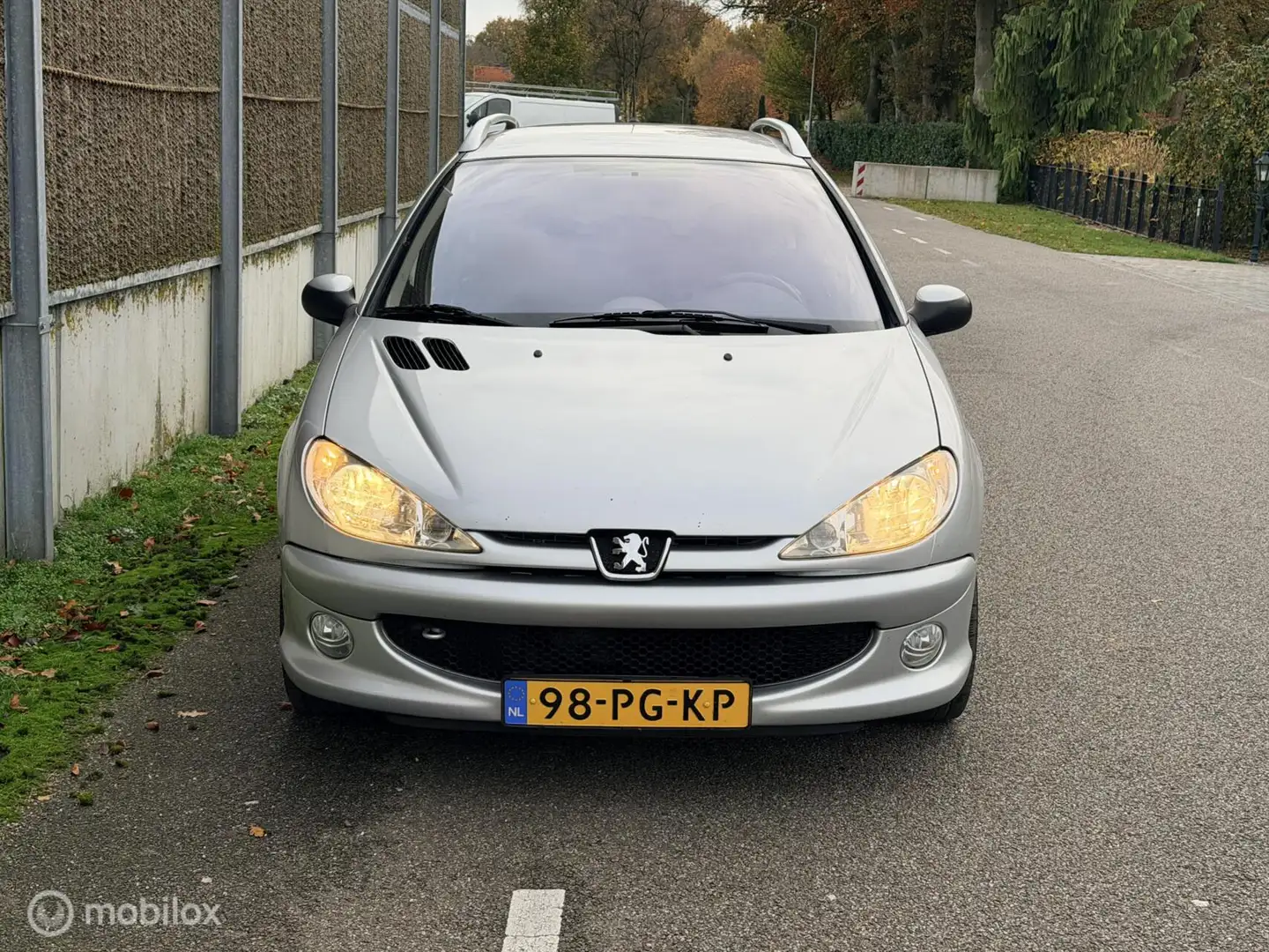 Peugeot 206 SW 1.6-16V Griffe NAP/APK/AIRCO Grijs - 2