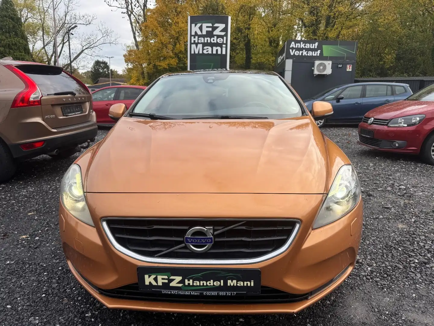 Volvo V40 Summum*Automatik*Navi*Sitzhei Orange - 2