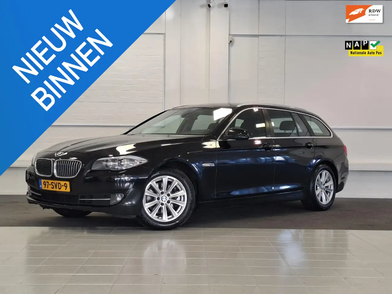 BMW 523