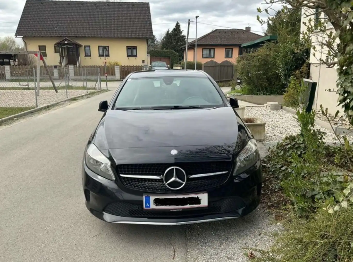 Mercedes-Benz A 160 A 160 d Schwarz - 1