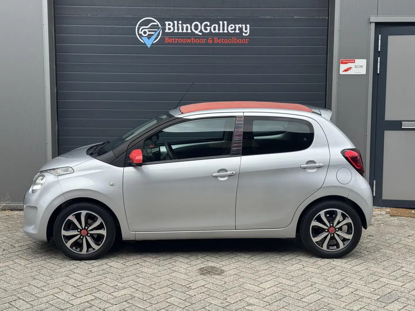 Citroen C1 1.2 PureTech Airscape Shine | Topstaat Grijs - 2