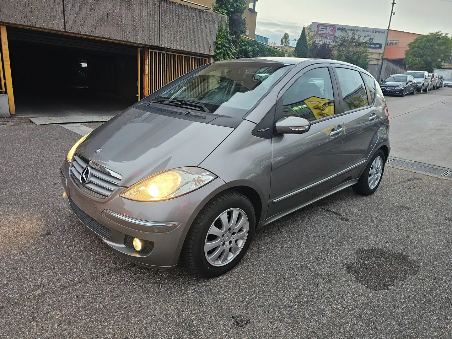 Mercedes-Benz A 170 A 170 (169.032) Automatik Grau - 1