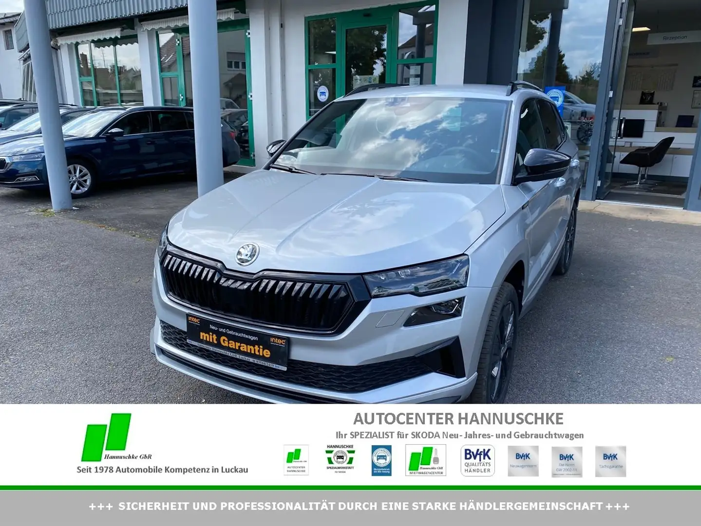 Skoda Karoq 1.5 TSI ACT DSG Sportline 5J.GAR/MATRIX/NAV/RFK Silber - 1
