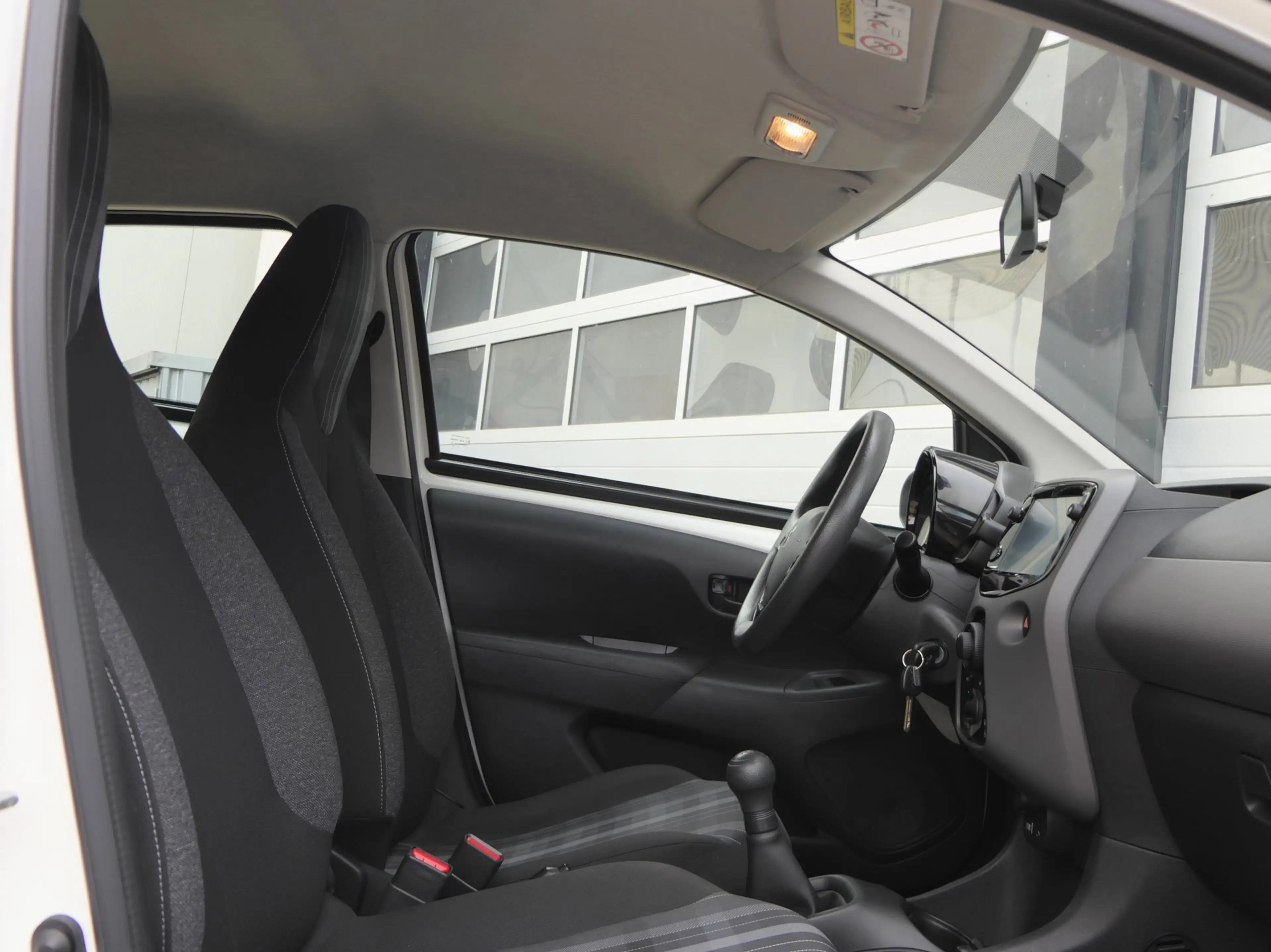Peugeot 108 1.0 e-VTi Active 5-Deurs | Carplay | Camera | Airc — photo 8