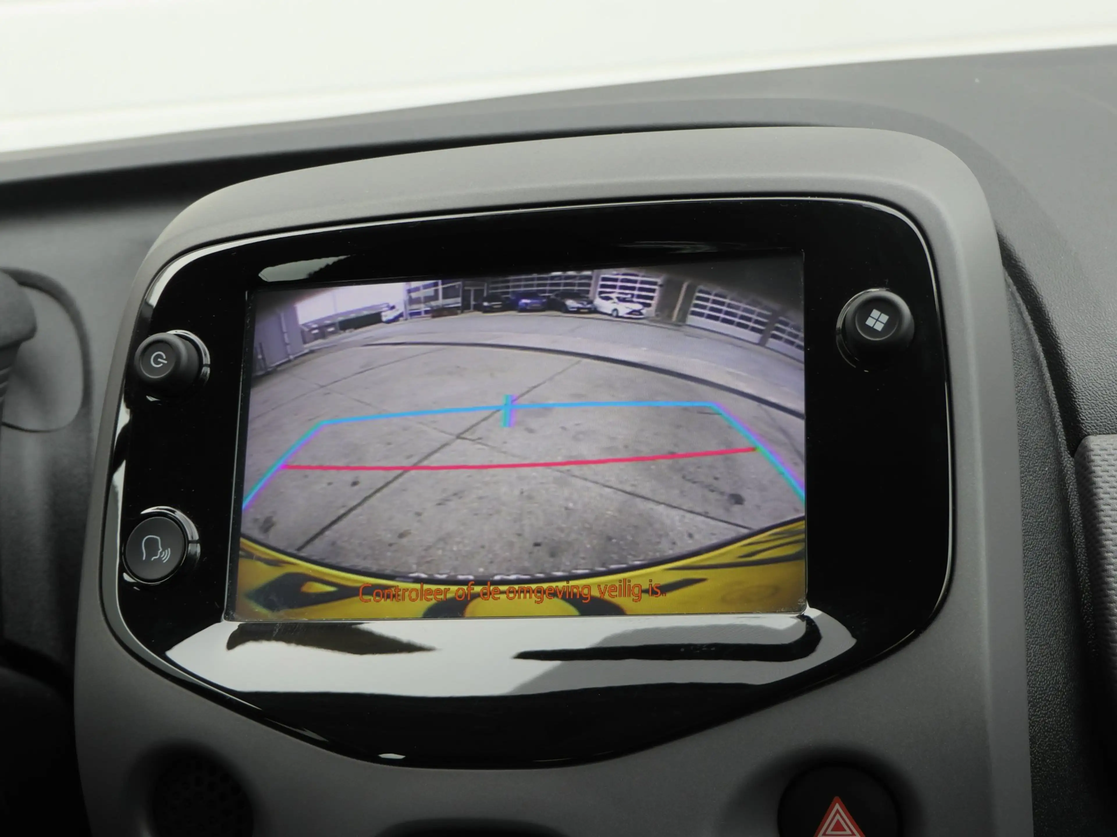 Peugeot 108 1.0 e-VTi Active 5-Deurs | Carplay | Camera | Airc — photo 10