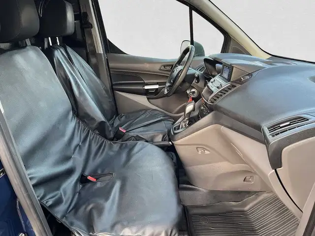Ford Transit Connect view 3