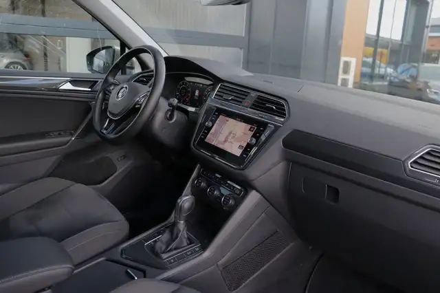 Volkswagen Tiguan view 30
