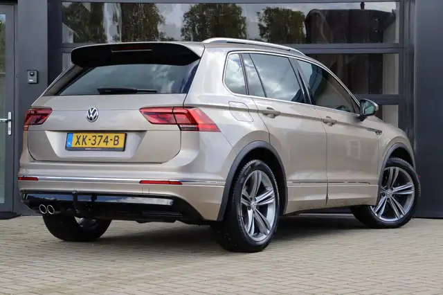 Volkswagen Tiguan view 16