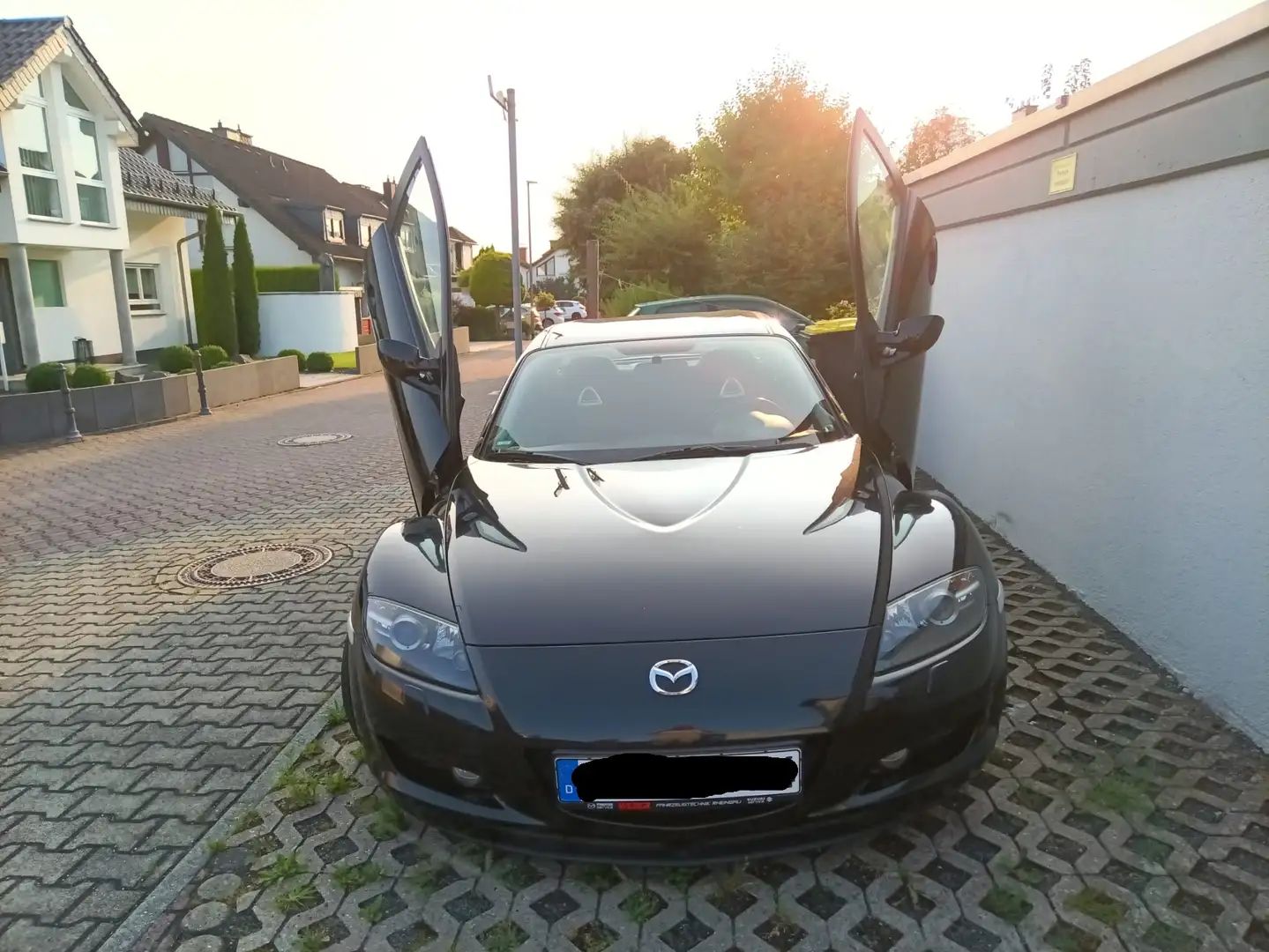 Mazda RX-8 ALLE TEILE EINGRATRAGEN - Nicht fahrbereit Schwarz - 2