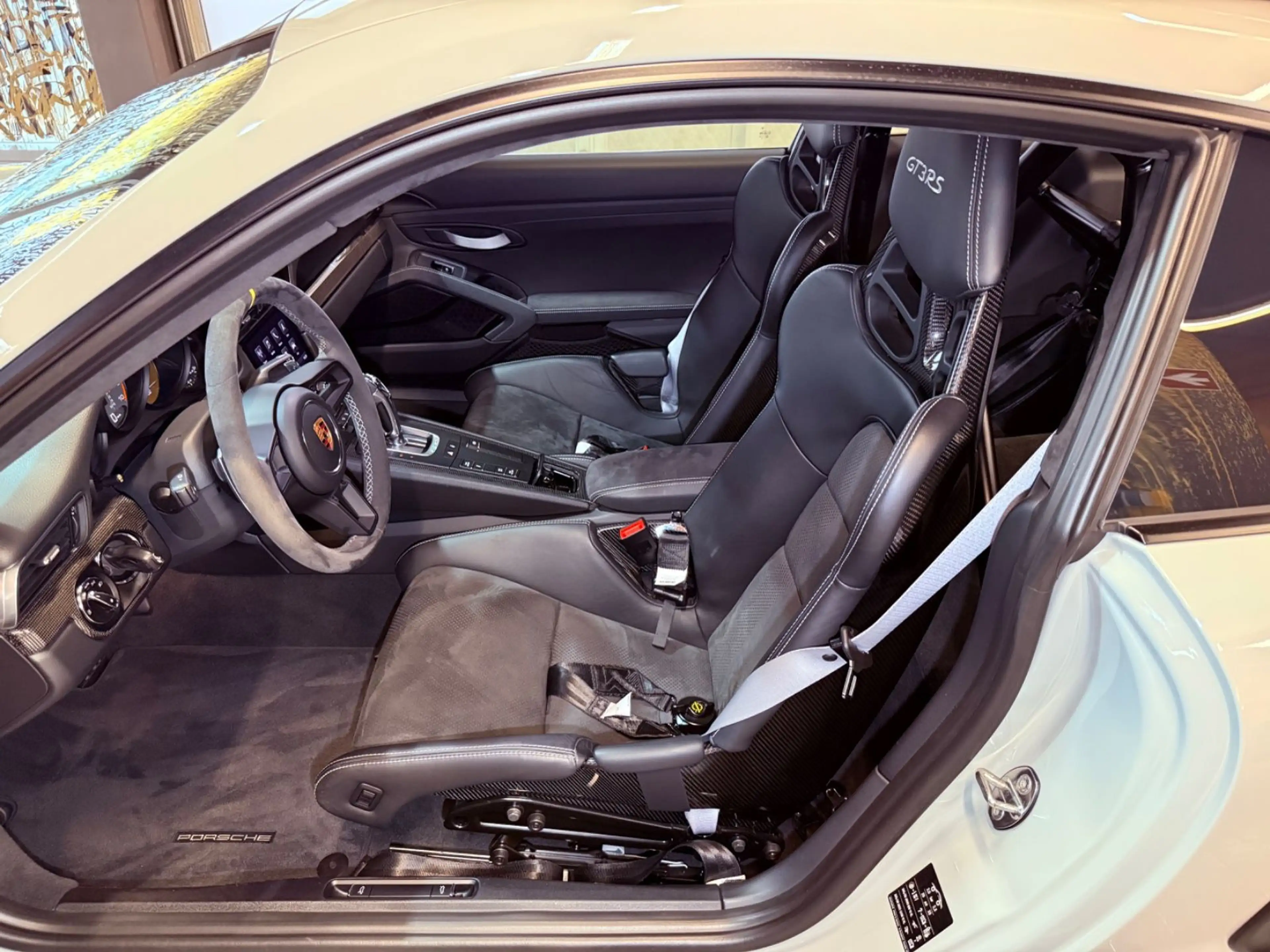 Porsche 911 GT3 RS CLUBSPORT PAKET~NO OPF~DEUTSCH — photo 15