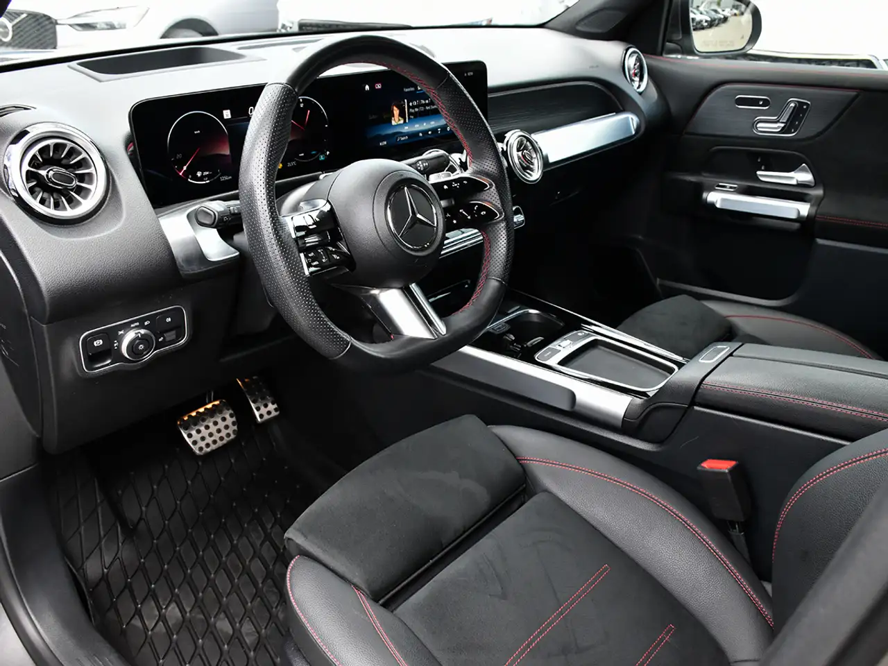 Mercedes-Benz GLB fotografie Mercedes-Benz GLB