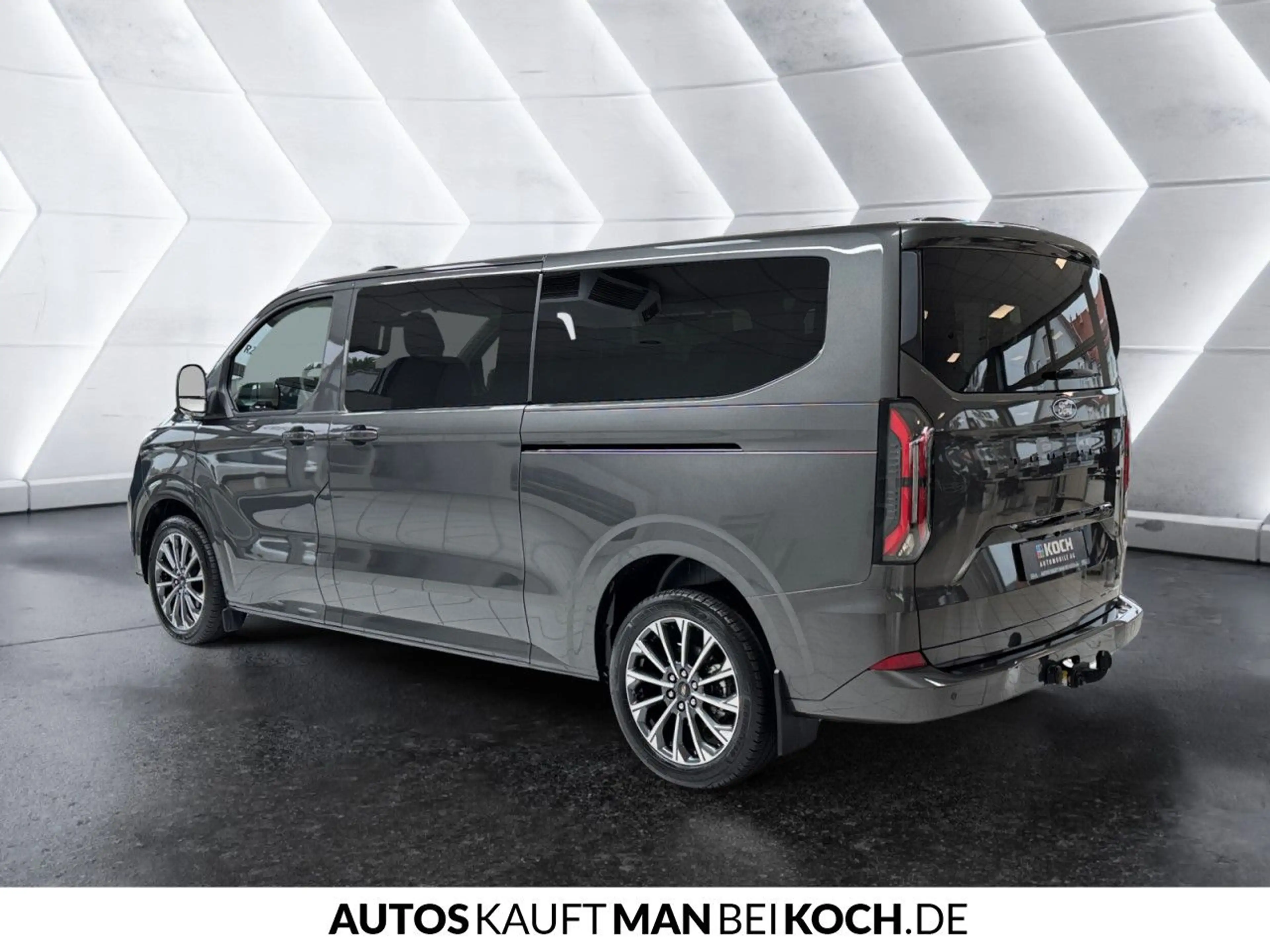 Ford Tourneo Custom 2.0 EB 320 L2 Titanium X AT AHK LED — photo 4