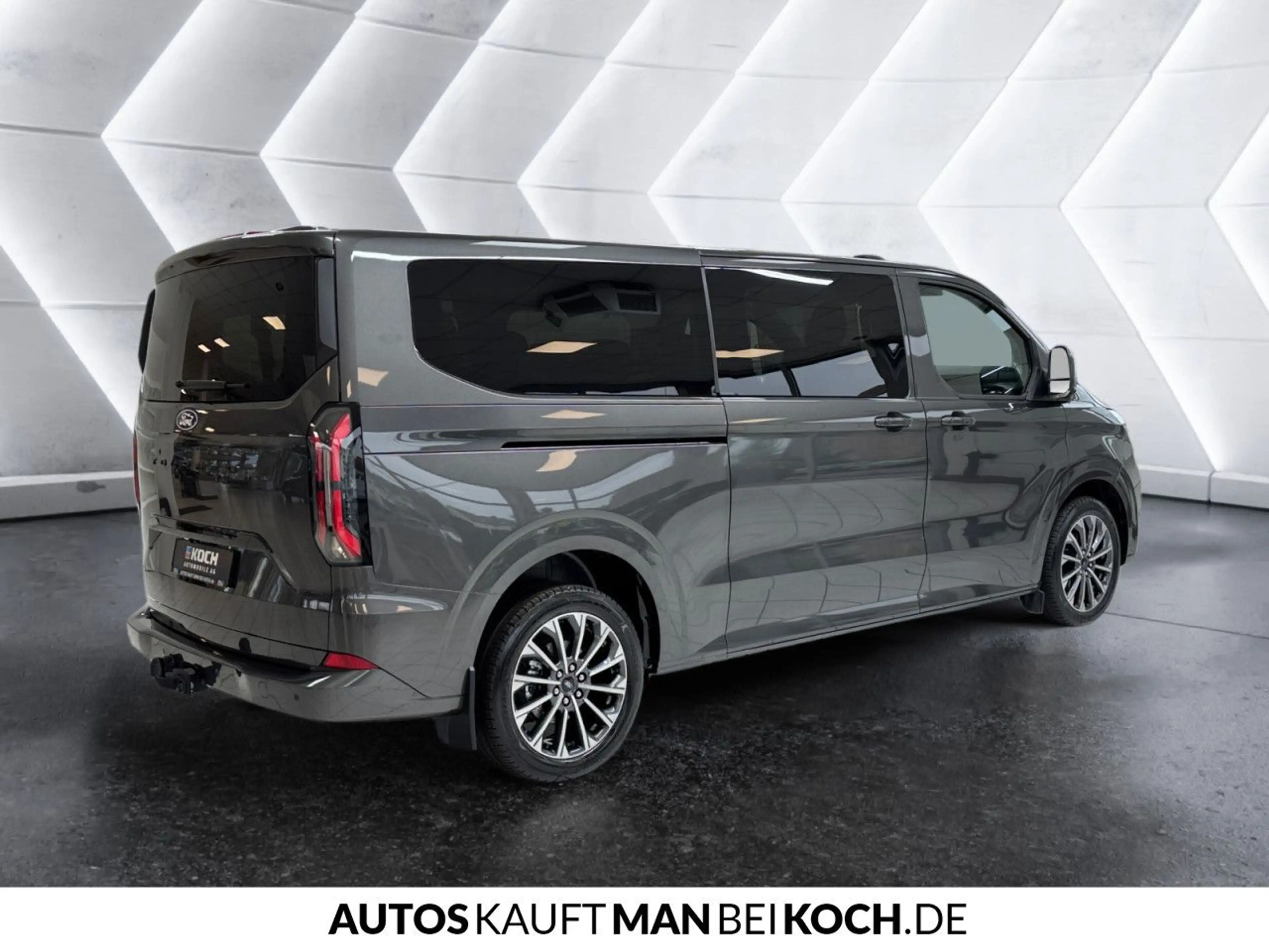 Ford Tourneo Custom 2.0 EB 320 L2 Titanium X AT AHK LED — photo 5
