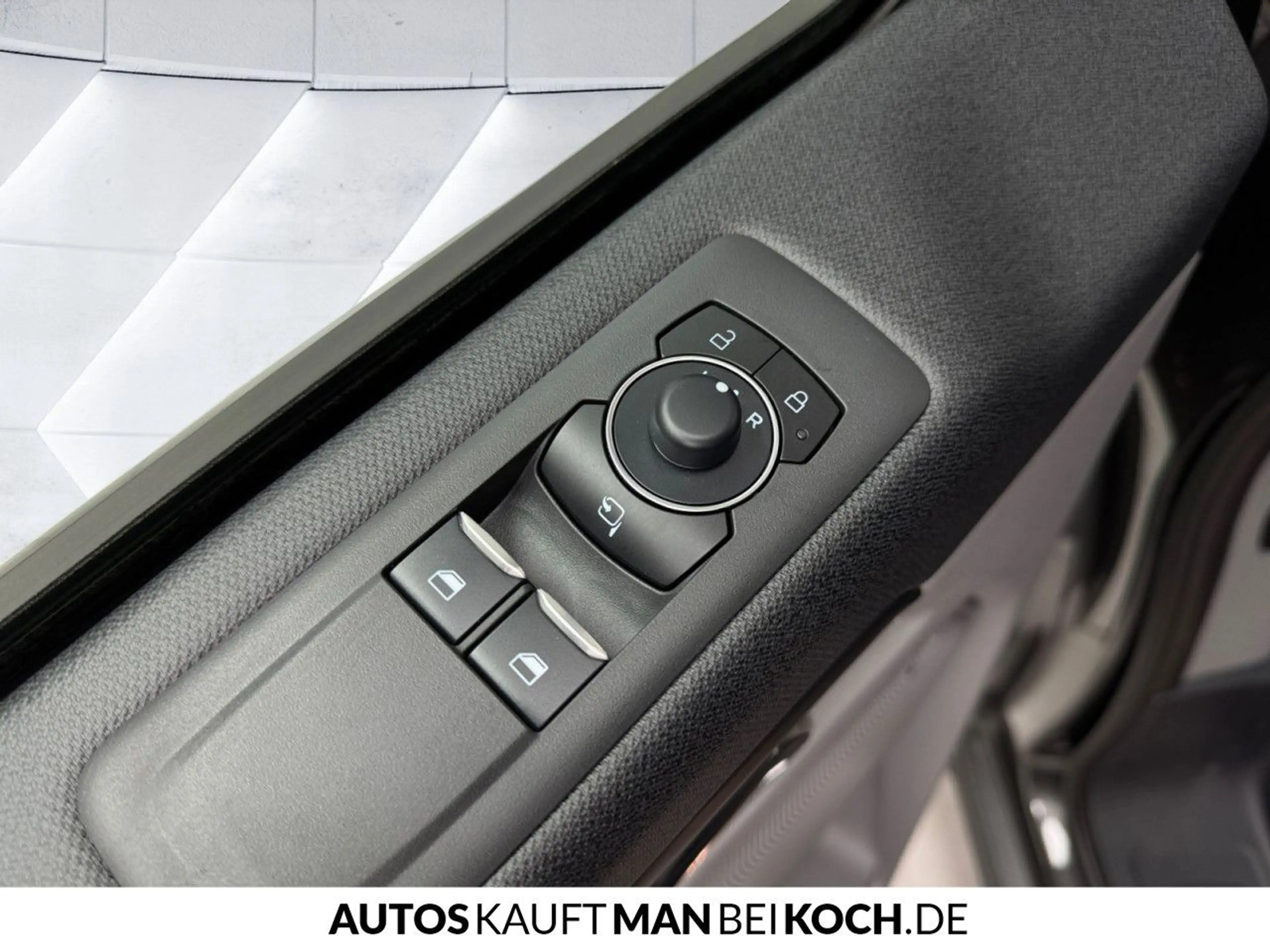 Ford Tourneo Custom 2.0 EB 320 L2 Titanium X AT AHK LED — photo 14