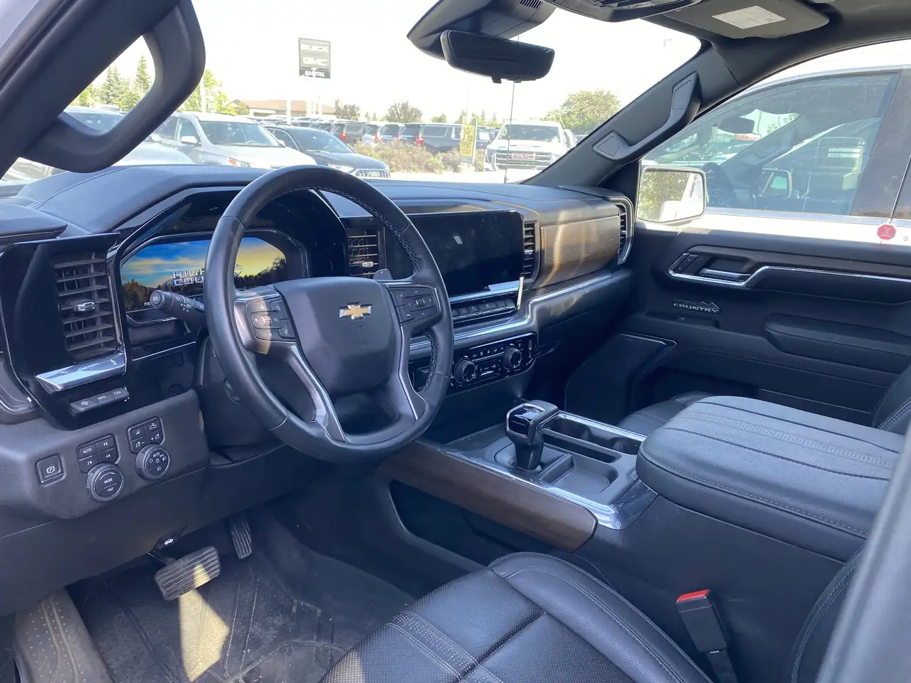 Chevrolet Silverado 1500 photo Chevrolet Silverado 1500