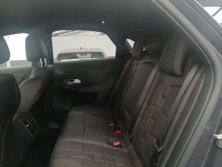 DS 7 Crossback 2025, foto 6