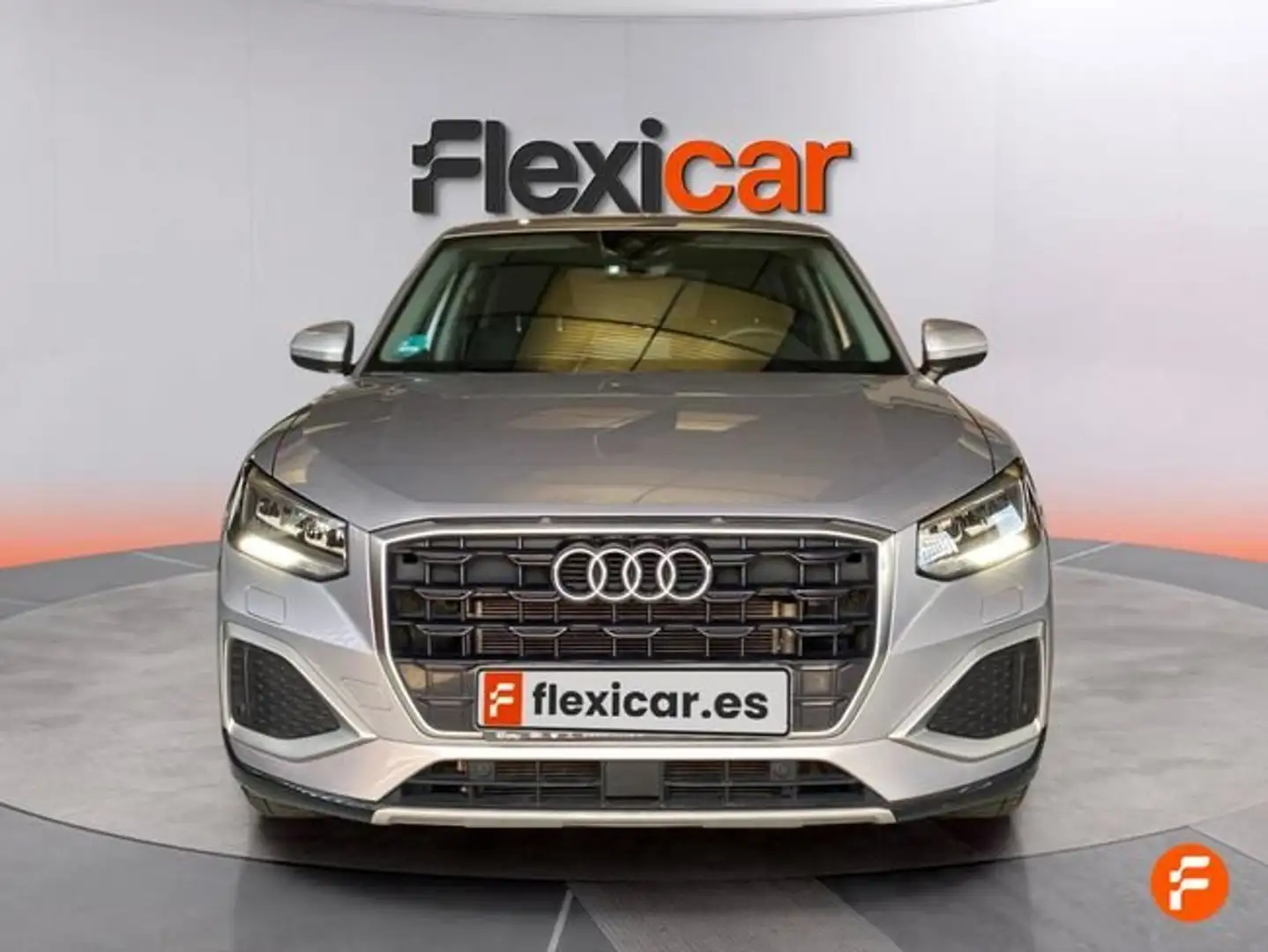 Audi Q2 35 TFSI Advanced S tronic 110kW Gris - 2