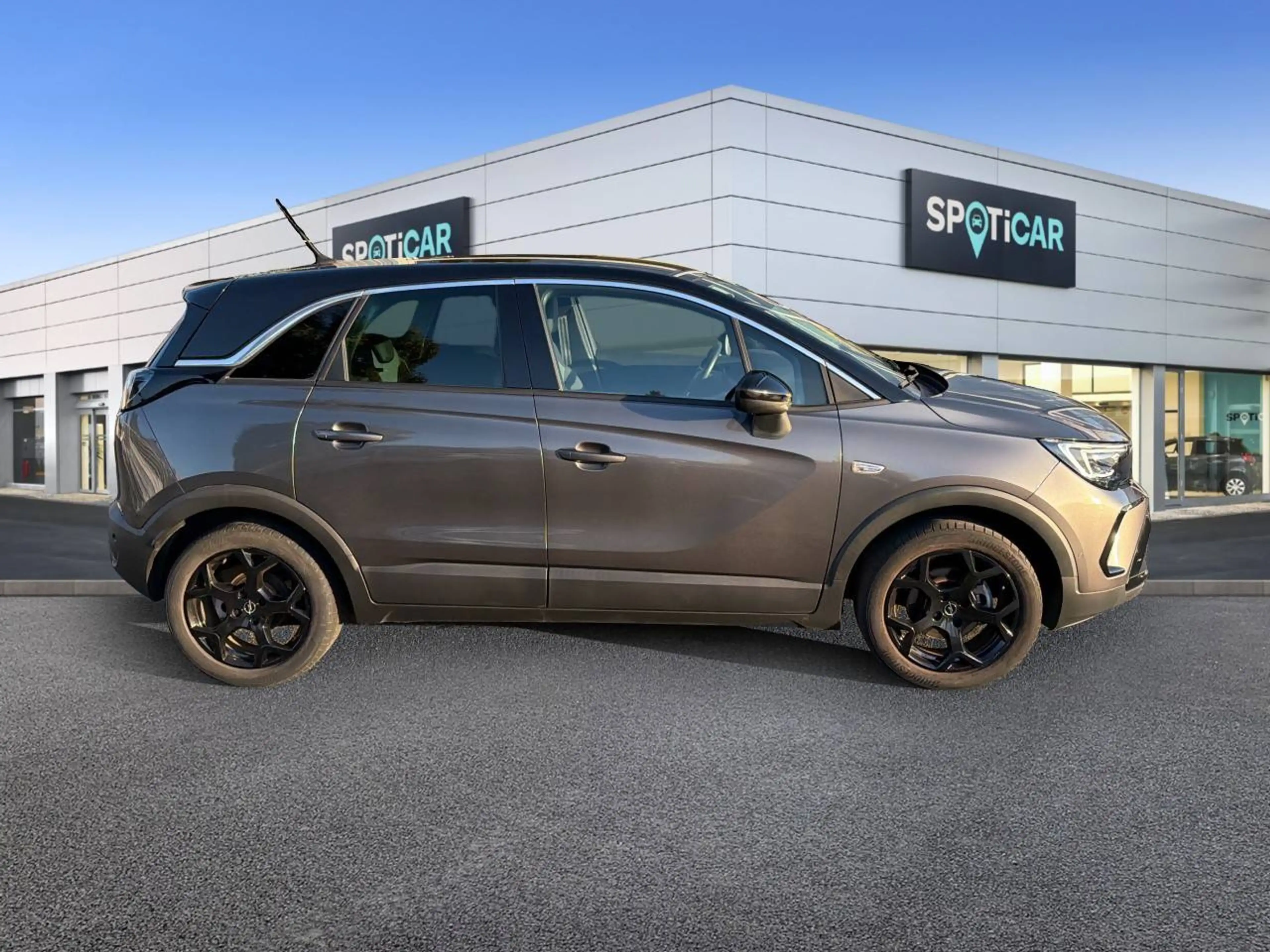 Opel Crossland X Elegance — photo 4