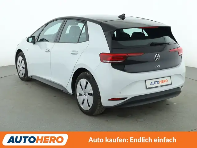 Volkswagen Id.3 view 4