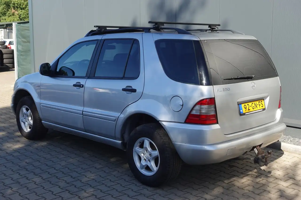 Mercedes-Benz ML 320 M-klasse, foto 2