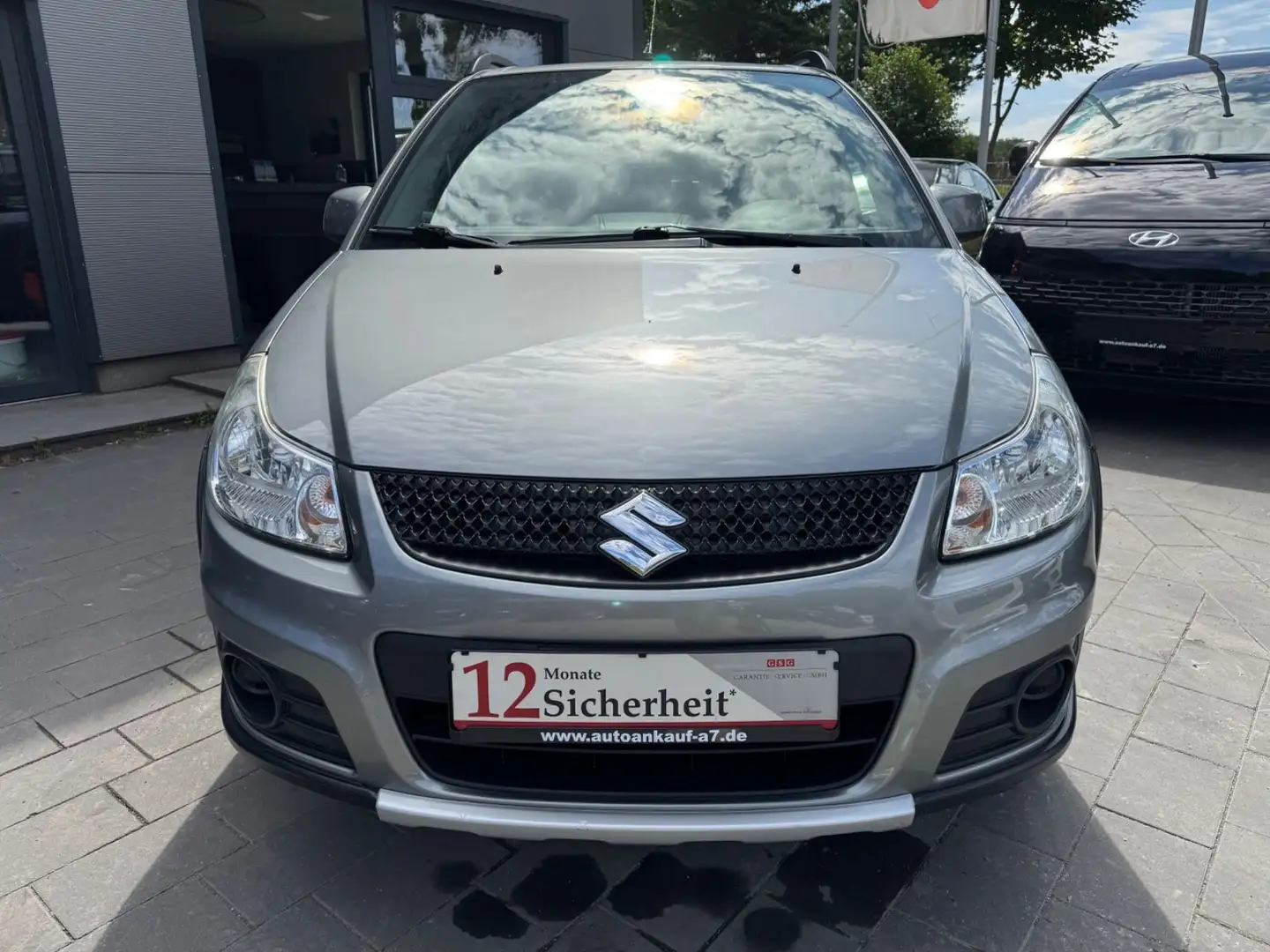 Suzuki SX4 Classic Style 4X4 Gris - 2