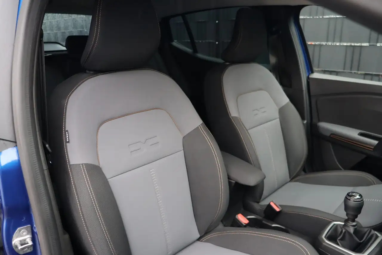 Dacia Sandero Stepway 1.0 TCe 100 ECO-G Extreme | Navigatie | Cl 15