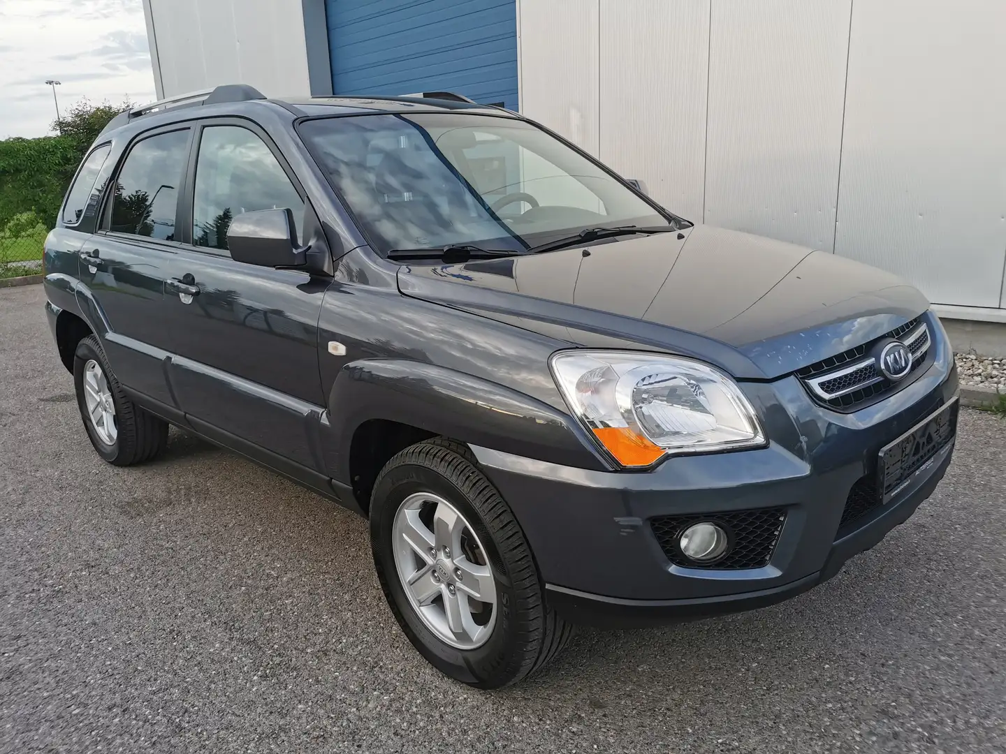 Kia Sportage 4WD Active Grau - 2