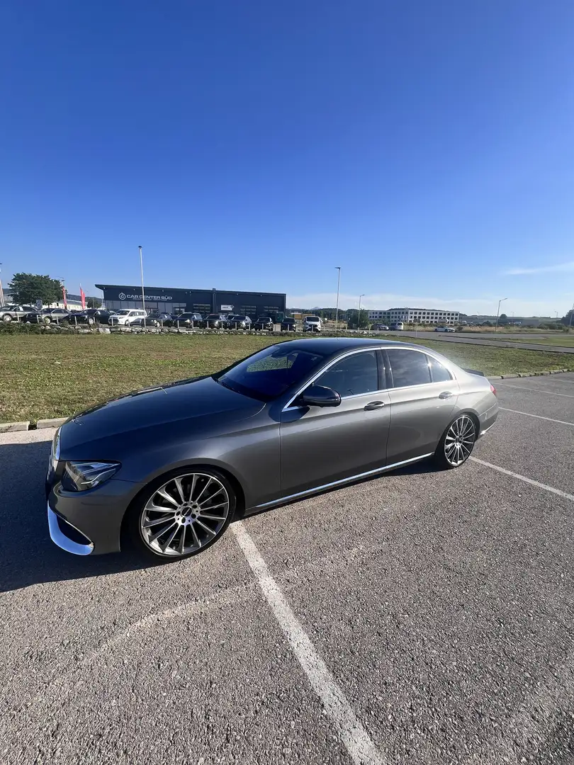 Mercedes-Benz E 220 d Aut. - 2