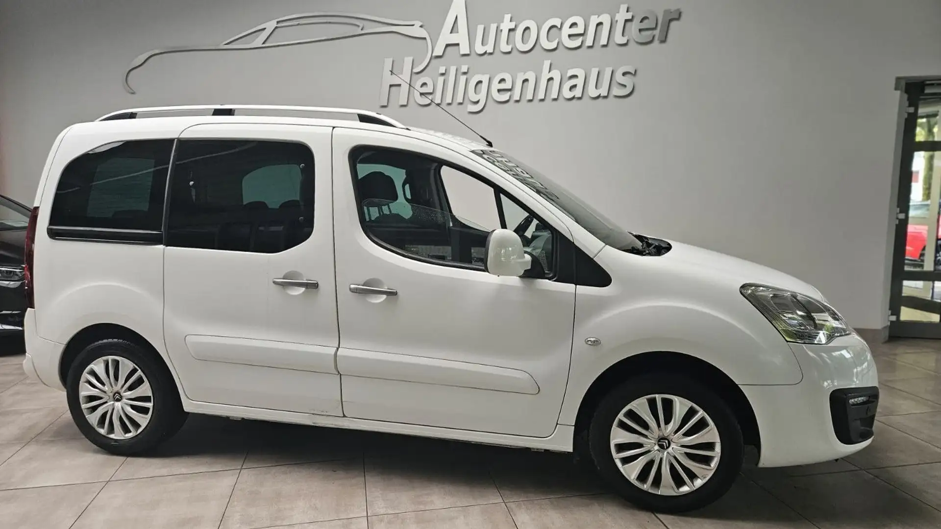 Citroen Berlingo Kombi Multispace Selection AppleCarPlay Weiß - 2