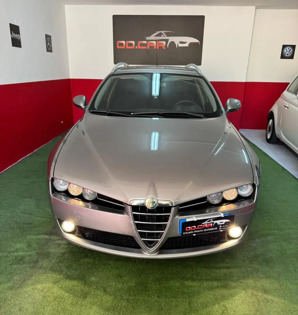 Alfa Romeo 159 SW 2.9 jtdm Distinctive TI pack 170cv - 1