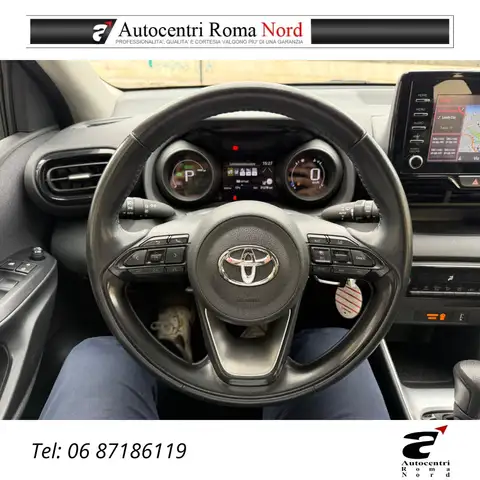 Toyota Yaris view 16