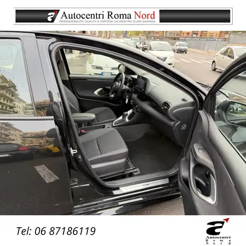 Toyota Yaris view 8