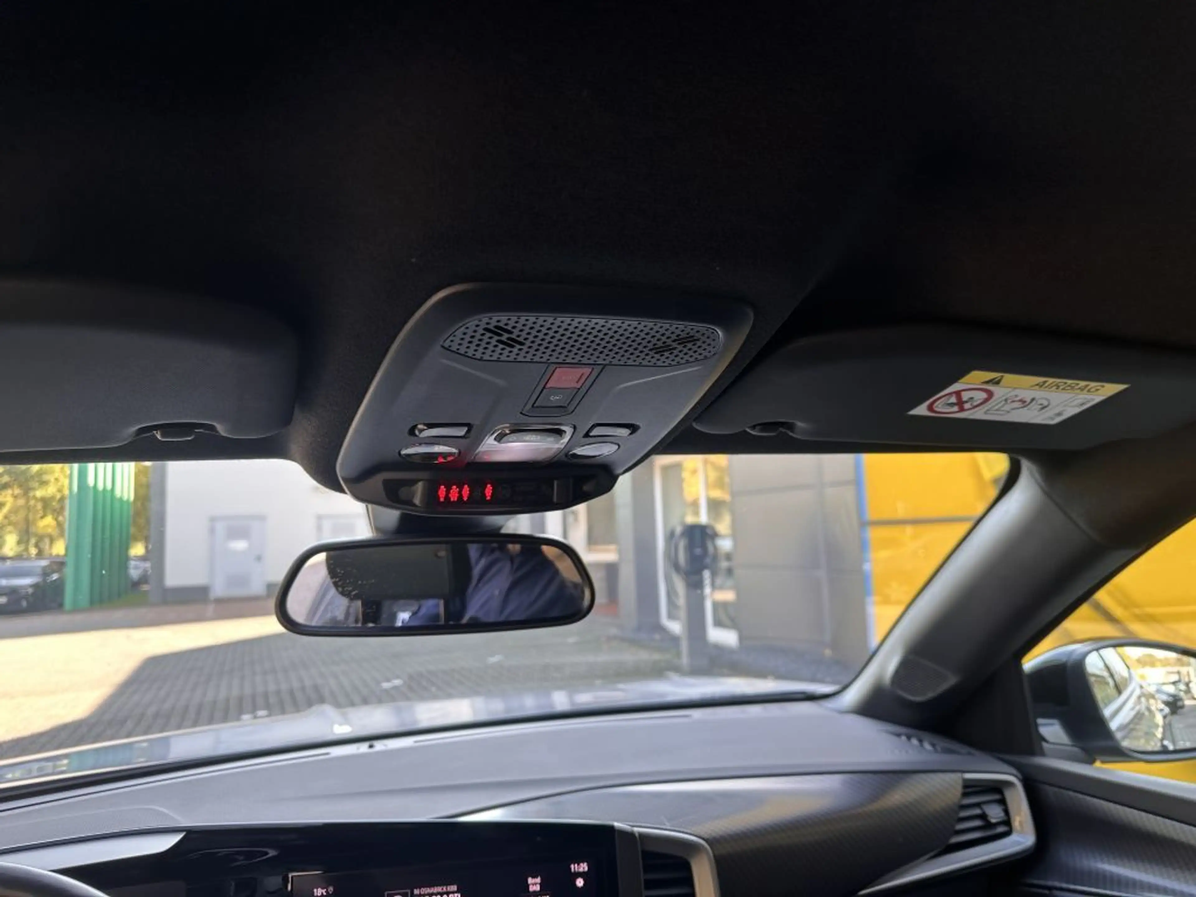 Opel Mokka Ultimate AT +NAVI+ADA+ — photo 9