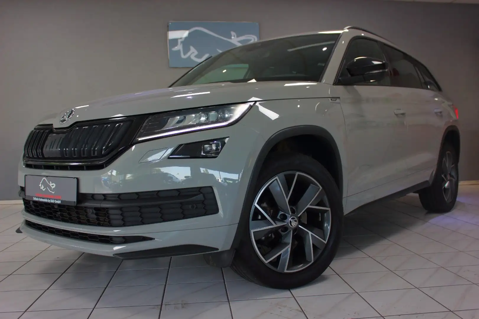 Skoda Kodiaq 1.5 TSI DSG SPORTLINE~DEUTSCH+UNFALLFREI+ Grau - 1