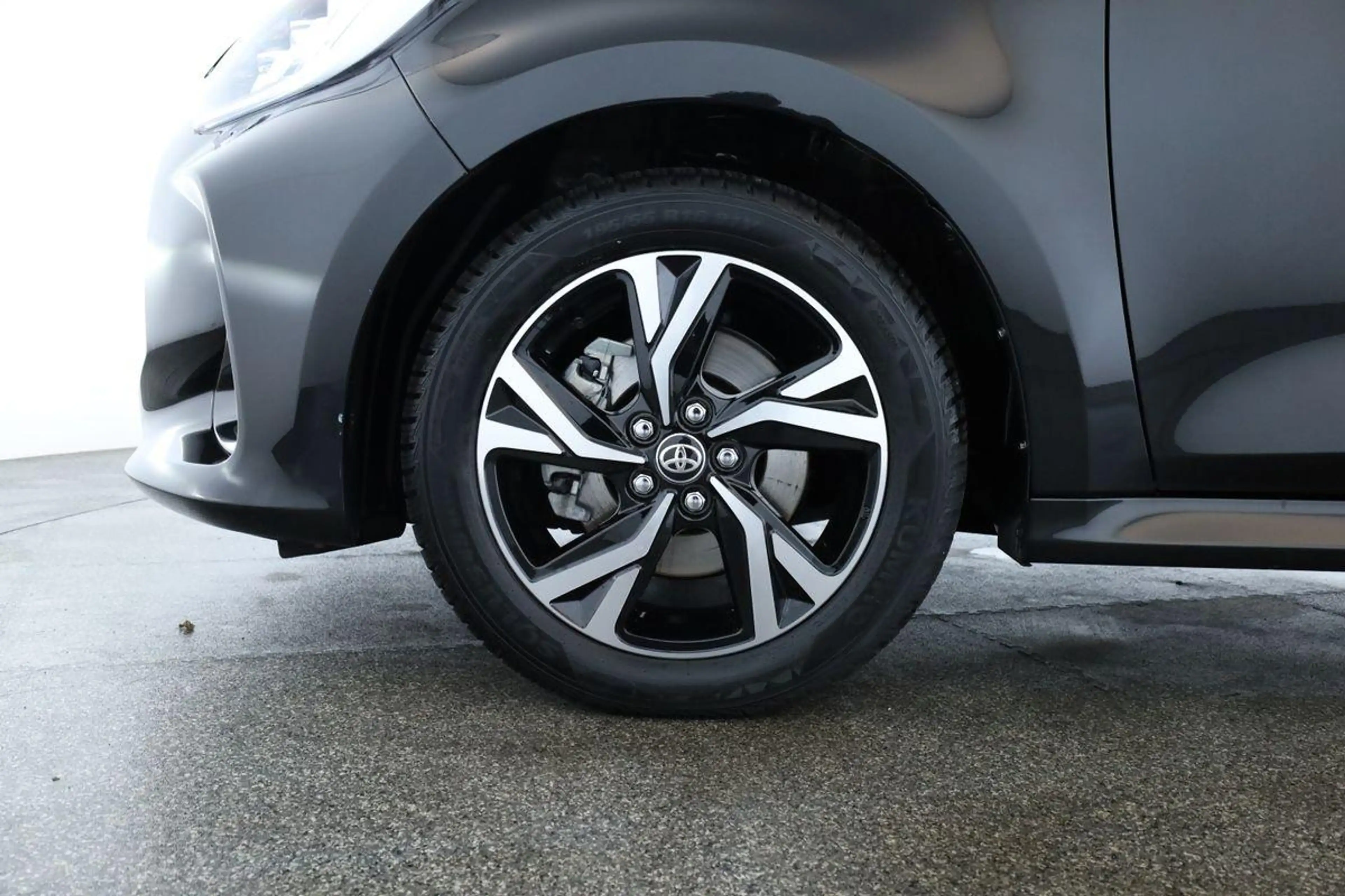Toyota Yaris Hybrid 116 Teamplayer LED App SHZ Key Kam — photo 7